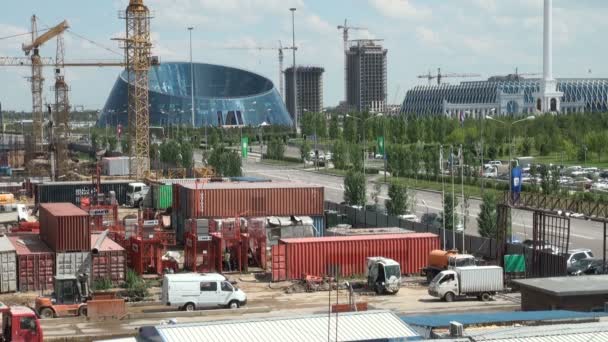Bouwplaats in Astana. — Stockvideo