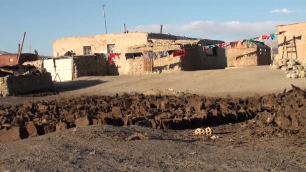 Rural scene in the Pamir ranges in Tajikistan. — Stock Video