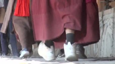 Hacılar ibadet tekerlerimi yürümek