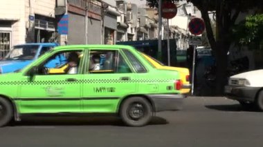 Tahran şehirde trafik sürücüleri