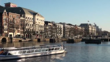 Hollandalı tiyatro Amsterdam'da bina