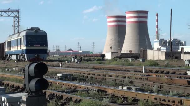 Угольная электростанция в Китае — стоковое видео