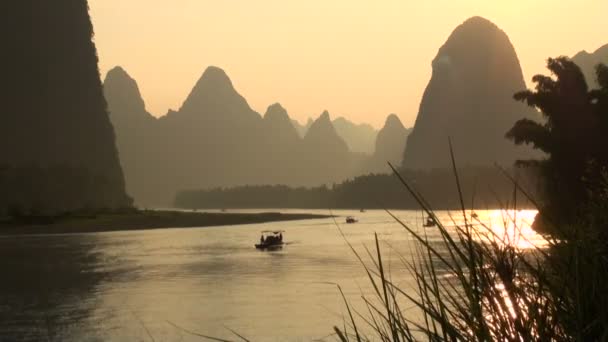 Amazing vista over Li river — Stock Video