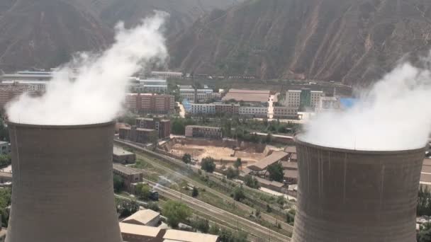 Centrale elettrica a carbone in Cina — Video Stock