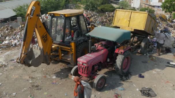 Depósito de lixo na Índia — Vídeo de Stock
