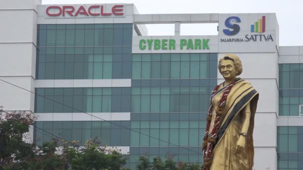 Estátua de Indira Ghandi — Vídeo de Stock