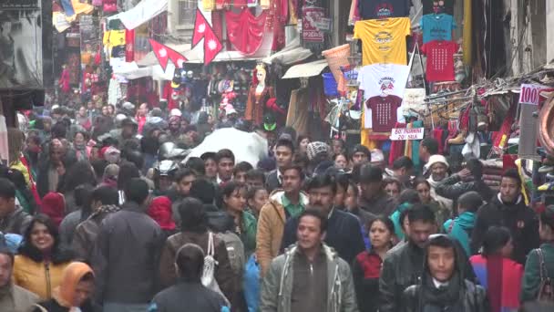 Large crowds visit the popular street — Stock Video