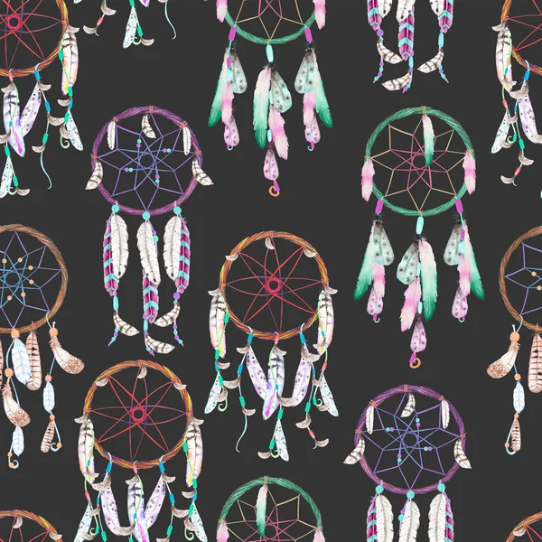 Sulu Boya dreamcatchers, karanlık bir arka plan üzerinde çizilmiş el ile Seamless Modeli — Stok fotoğraf