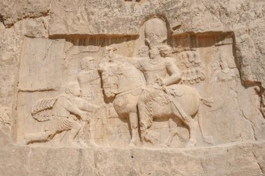 Naqsh-e Rustam, İran 'ın Şiraz kentindeki antik İran mezarlığı.