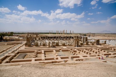 Persepolis ya da Takht-e-Jamshid kalıntıları MÖ 500 yılına dayanır, İran 'ın Şiraz kentindeki Achaemenid İmparatorluğunun başkenti.