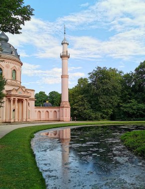 Hırvatistan, Avrupa - 26 Temmuz 2020: Parka cami inşaatı.