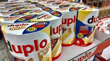 Bad Wildungen, Almanya, Avrupa 13. 02, 2026: Gıda, süpermarket, alışveriş, süpermarket