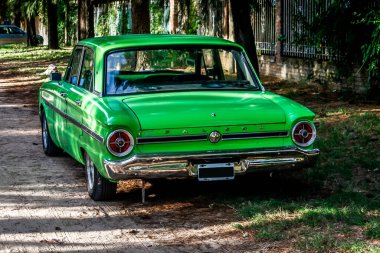 ARJANLIK, KAYIP 23 Kasım 2010: sokaktaki eski araba.