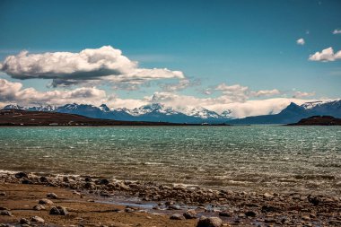 Patagonya 'daki Buzul Perito Moreno arazisi, buz gölü