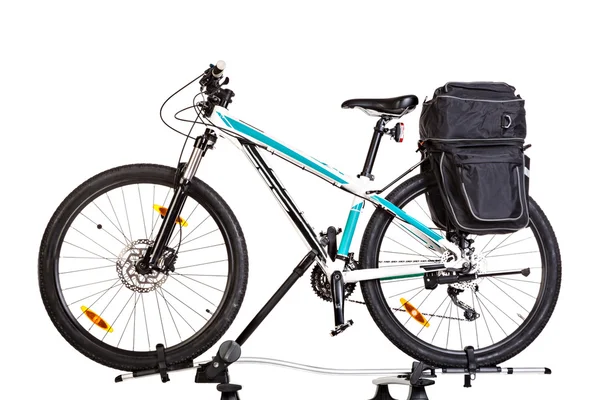 Ποδήλατο βουνού με βαλίτσες. — Φωτογραφία Αρχείου