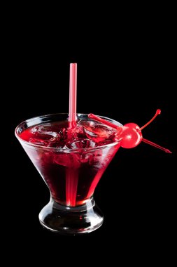 Soğuk alkollü kokteyl 