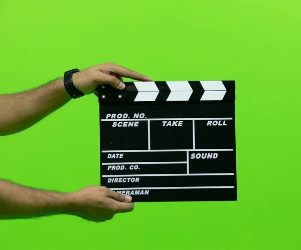 Mão Dos Homens Segurando Ardósia Câmera Para Filmagens Isoladas Fundo — Fotografia de Stock