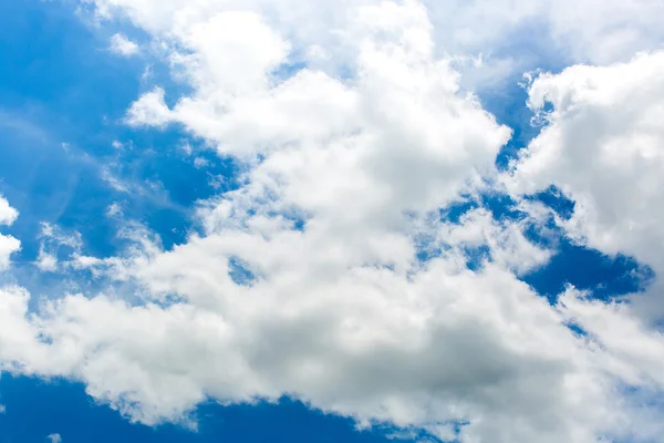 Blauer Himmel — Stockfoto