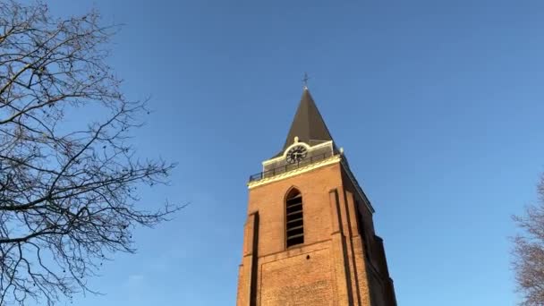 Woerden Nederländerna Mars 2021 Petruskerk Holländsk Reformerad Kyrka Woerden Luta — Stockvideo