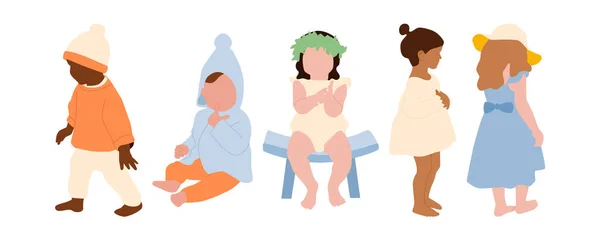 Bir grup soyut çoklu etnik çocuk. Yüzü olmayan parlak portreli çocuklardan oluşan bir grup. Minimalist vektör çizimi beyaz arkaplanda izole edildi