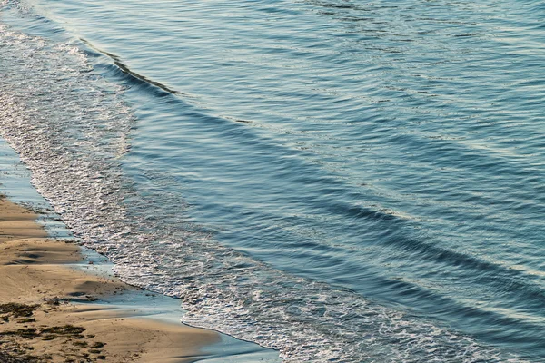 Alicante stranden vågor — Stockfoto