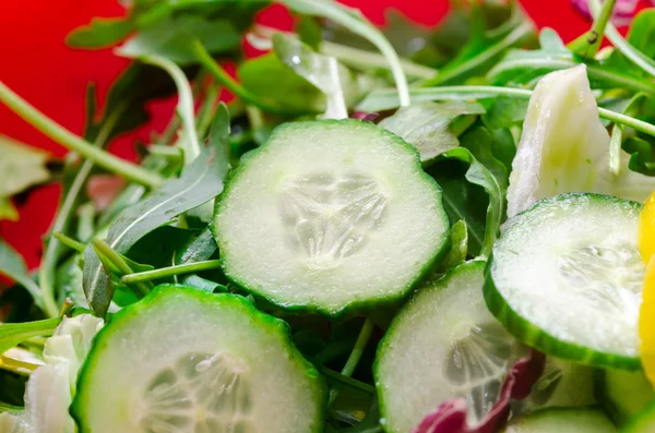 Salada com cucmber — Fotografia de Stock