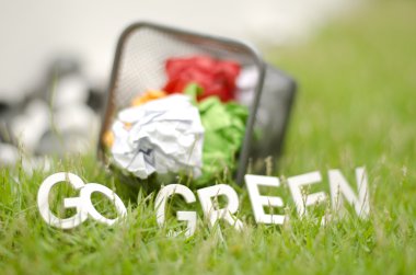 bulanık görüntü kavramı. thrash kullanılan renk kağıt alfabe Go Green ile olabilir