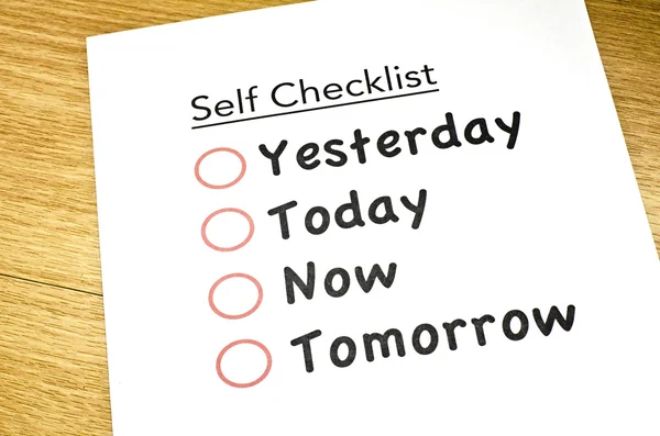 Left view self checklist printed on paper — Stock Photo, Image