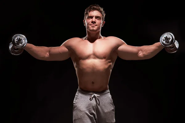 Sexy muscle fitness man — Stockfoto