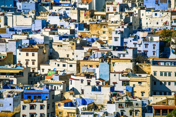 Περικοπή Άποψη Της Εμβληματικής Μπλε Πόλης Kasbah Και Γεμάτο Medina — Φωτογραφία Αρχείου