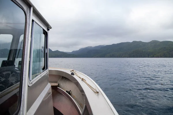 Vistas Quatsino Sound Barco Fretado Pesca Que Deixa Winter Harbour — Fotografia de Stock