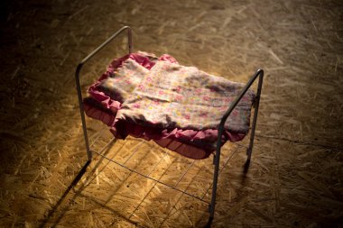 sabah ışık yatakta şirin oyuncak