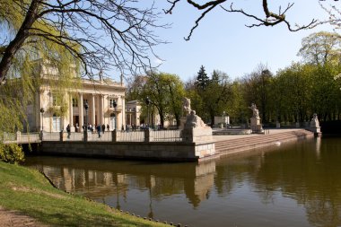 Su Royal Park.Palace Warsaw.Lazienki (banyo)