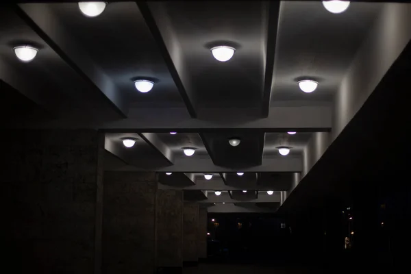 Luzes Tecto Iluminação Tecto Metro Iluminação Lâmpada Cidade — Fotografia de Stock