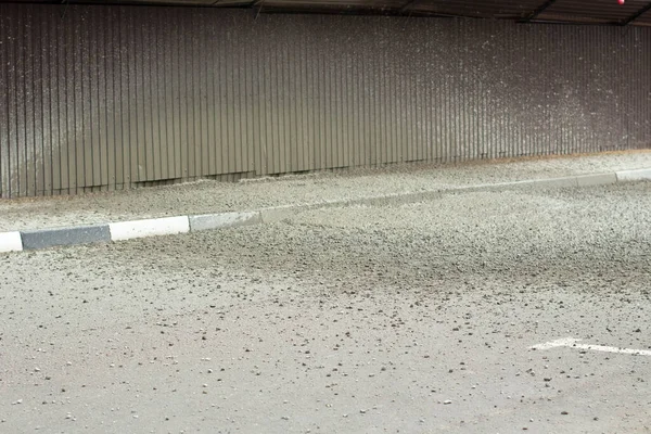 Cemento Liquido Cantiere Cemento Versato Sulla Strada Materiale Costruzione Cemento — Foto Stock