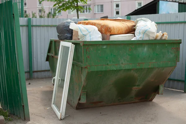Garbage Bin Street Garbage Container Trash Collection Waste Container —  Fotos de Stock