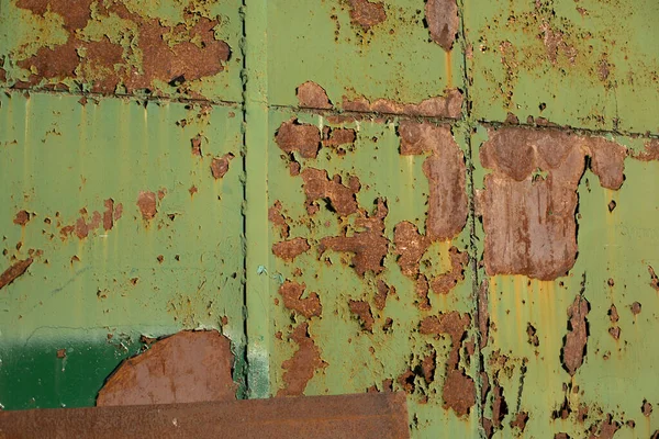 Rostige Metalloberfläche Die Grüne Mauer Eine Alte Scheune — Stockfoto