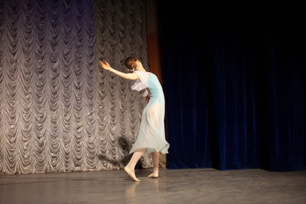 Ballerina Stage Professional Dance Girl Dancing Classical Ballet Graceful Movement — Stock Photo, Image