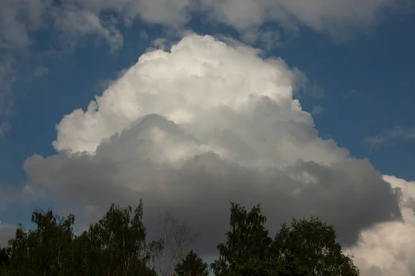 Cumulus Wolken Lucht Grote Witte Wolk Zomer Weer Atmosfeer — Stockfoto