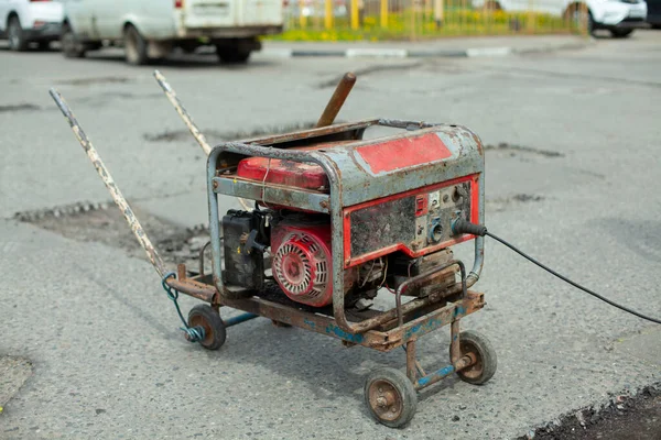 Générateur Essence Électricité Alimentation Outil Électrique Générateur Dans Rue Pour — Photo