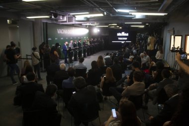 Sao Paulos Basın Konferansı Başkanı COVID-19 Aşısı hakkında. 7 Ocak 2021, Sao Paulo, Brezilya: Sao Paulo Joao Doria Valisi, bu perşembe Butantan tarafından geliştirilen covid-19 aşısına karşı Coronavac ile yapılan testlerin 