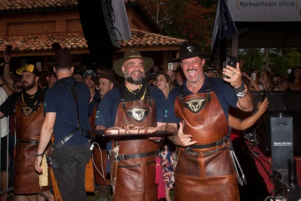 Santa Gertrude 2019 Világ Legnagyobb Bbq Fernando Sorocaba Duó Bemutatójával — Stock Fotó