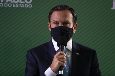 Sao Paulos Basın Konferansı Başkanı COVID-19 Aşısı hakkında. 7 Ocak 2021, Sao Paulo, Brezilya: Sao Paulo Joao Doria Valisi, bu perşembe Butantan tarafından geliştirilen covid-19 aşısına karşı Coronavac ile yapılan testlerin 