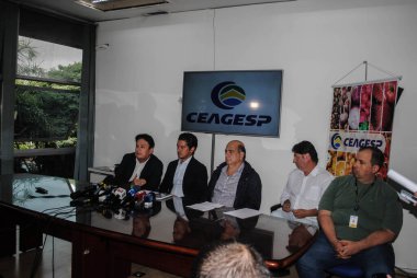 Covid-19.April 13. 2020, Sao Paulo, Brezilya: Bu Pazartesi Palacio dos Bandeirantes 'te düzenlenen basın toplantısında Coronavirus ile mücadele tedbirleri, (COVID-19)