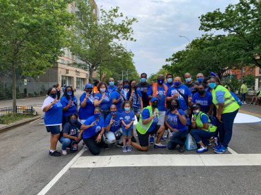WASHINGTON, EUA, 06.06.2020 - PLAZA HAYAT MATTERS / CASA BRANCA - O prefeito de Washington DC Muriel Bowser renomeia parte da rua 16 em frante a Casa Branca para Black Lives Matter Plaza. Ha um protesto pacifico em frante a Casa Branca pela mor
