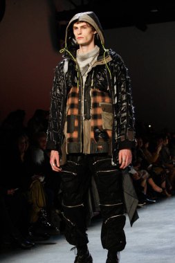 NEW YORK (EUA), 12 / 02 / 2020 - NYFW - New York, Amerika Birleşik Devletleri Moda Haftası 