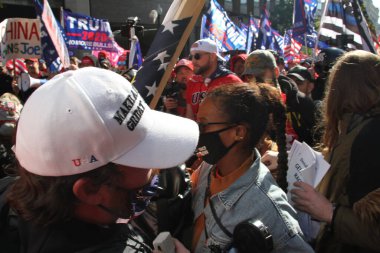 28 Kasım 2020. Red Bank, New Jersey, ABD: Haklarından mahrum bırakılmış Amerikalılar, 3 No.lu seçimlerin ve Amerikan geleceklerinin New Jersey Valisi Murphy House 'a yürümesini kabul etmek istemediler. 