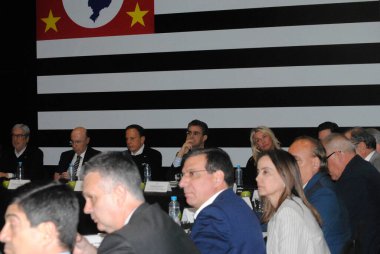 Covid-19.April 13. 2020, Sao Paulo, Brezilya: Bu Pazartesi Palacio dos Bandeirantes 'te düzenlenen basın toplantısında Coronavirus ile mücadele tedbirleri, (COVID-19)