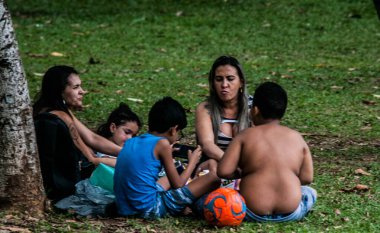 SAO PAULO, SP, 01.12.2019 - Ibirapuera parkında dekorasyon ve hareket 
