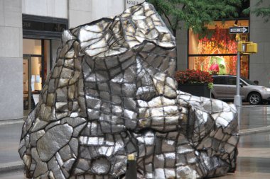 1 Eylül 2020, New York, ABD: Beatriz Cortez, Andy Goldsworthy (Kızıl Bayraklar), Lena Henke (Power Broker Purple) ve (Organ, Or